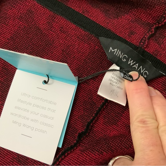 Ming Wang Open Front Knit Kimono Cardigan
Sweater Red and Black Small/Medium
New - Picture 10 of 13